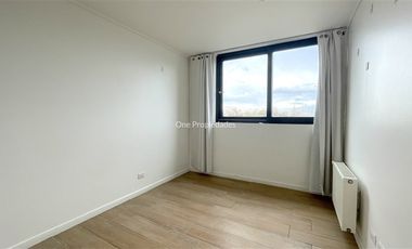 Casa en Arriendo en Metro Los Dominicos | Arriendo Casa 3D3B zocalo y jardin | Las Condes