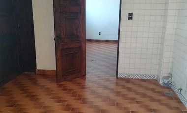 CASA EN VENTA EN LINDAVISTA EN CALLE CERRADA CON VIGILANCIA