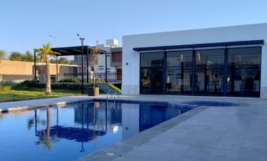 CASA EN CONDOMINIO EN TEJEDA