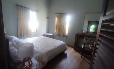 Dijual rumah villa lokasi premium di jl Monjali