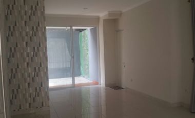 Sewa Rumah semi furnished dua lantai di Cluster Bukit Cimanggu City Bo