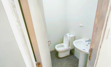 ARRIENDO LOCAL COMERCIAL OFICINA 46 M2 EXCELENTE UBICACIÓN