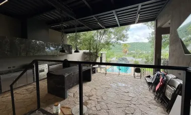Quinta en venta en El Barrial, Santiago, Nuevo León