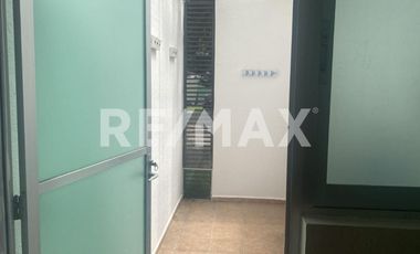 Casa en Renta en Lomas de Gran Jardin - (3)