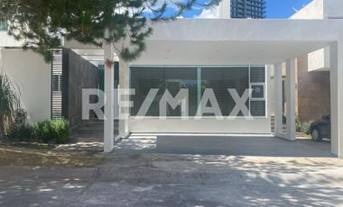 Casa en Renta en Lomas de Gran Jardin - (3)