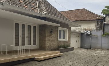 JUAL RUMAH MEWAH KUNO LOJI PLUS PABRIK BATIK JANTUNG KOTA SOLO