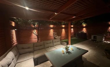 Hermosa Casa en Lo Campino: Todo un Oasis