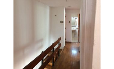 CASA EN EXCELENTE UBICACIÓN A PASOS AV BRASIL