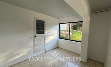 Casa en sector tradicional con vista al río y desembocadura