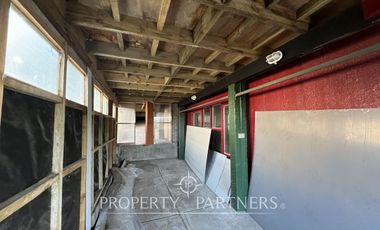 Casa en sector tradicional con vista al río y desembocadura