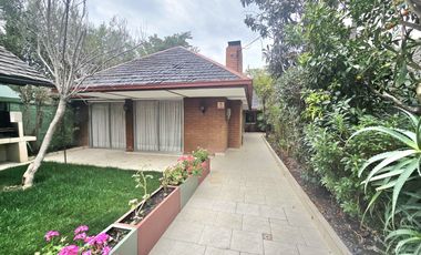 Se arrienda casa ampia y con gran mansarda