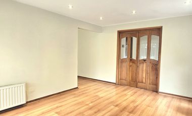 Se arrienda casa ampia y con gran mansarda