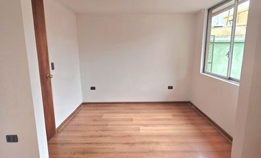 Se arrienda casa ampia y con gran mansarda