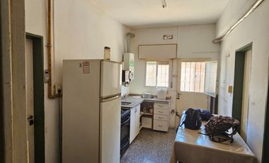 EXCELENTE LOCAL COMERCIAL EN VENTA, IMPORTANTE PUNTO COMERCIAL, PARANA, ENTRE RIOS