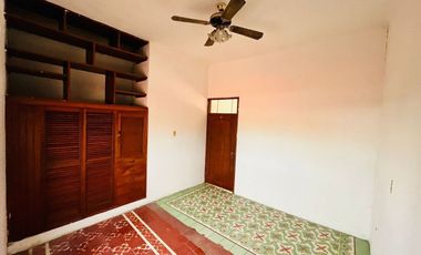 Casa en venta en Paso de Ovejas Veracruz, frente a catedral y parque municipal