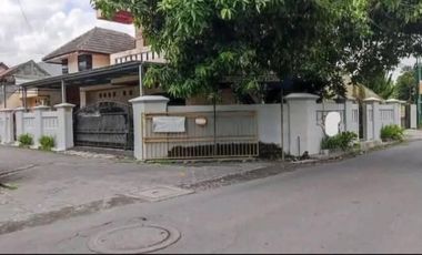 Rumah murah dalam cluster lokasi di sewon jl parangtritis dkt ISI, SAMSAT BANTUL, MASJID  JOGOKARYAN, AKADEMI TEKNIK KULIT