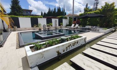 Se Arrienda Casa Campestre en Conjunto Cerrado - Sector La Tebaida