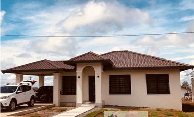 VENTA DE CASA EN ALTO BOQUETE