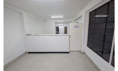 BELLA VISTA  / LOCAL COMERCIAL / 100M / IDEAL PARA CLINICA / VACIO