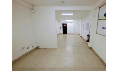 BELLA VISTA  / LOCAL COMERCIAL / 100M / IDEAL PARA CLINICA / VACIO