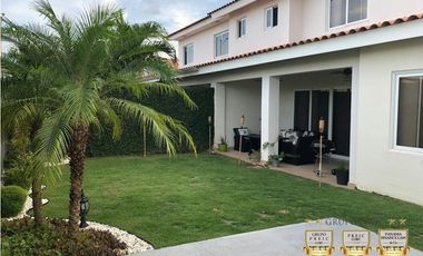 Alquiler de Casa en Reserva de Versalles
