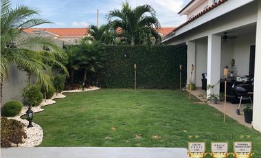 Alquiler de Casa en Reserva de Versalles