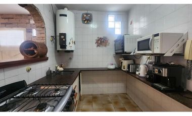 Oportunidad — PH 4 Ambientes — Zona Bernardino Rivadavia