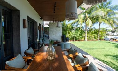 VILLA EN VENTA DE 4 RECAMRAS FRENTE  A LA MARINA UBICADA EN CANCUN LLAVE EN MANO