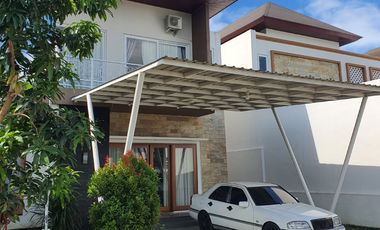 Dijual Rumah Mewah Baru di Kawasan Elit Geuceu Iniem - Lengkap Perabotan + Full AC + Kolam Renang!