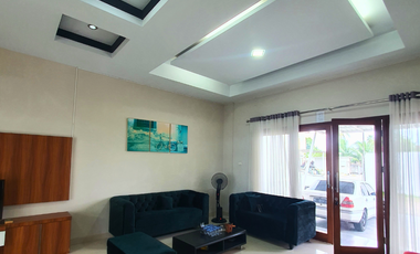 Dijual Rumah Mewah Baru di Kawasan Elit Geuceu Iniem - Lengkap Perabotan + Full AC + Kolam Renang!