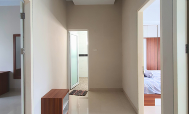 Dijual Rumah Mewah Baru di Kawasan Elit Geuceu Iniem - Lengkap Perabotan + Full AC + Kolam Renang!