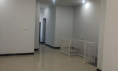 Dijual rumah baru siap huni di swadaya 2 tanjung barat jaksel
