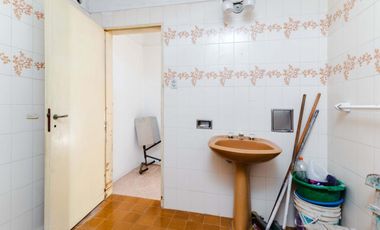 VENTA CASA 3Amb con GRAN LOTE en CORIMAYO/Mtro RIV