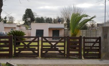 VENTA DE CASA DE CAMPO - ROQUE PEREZ