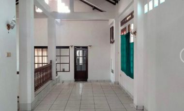 Dijual cepat Rumah Megah 2lt.diBandung Barat Cimahi.
