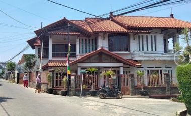 Dijual cepat Rumah Megah 2lt.diBandung Barat Cimahi.
