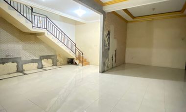 Bangunan Usaha + Hunian 2 Lantai Raya Cipanas Garut Kota!NEGO