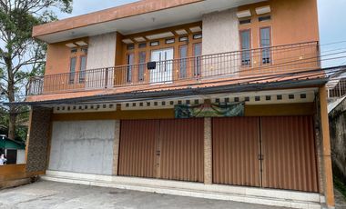 Bangunan Usaha + Hunian 2 Lantai Raya Cipanas Garut Kota!NEGO