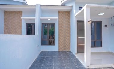 Rumah SHM Strategis dekat  RS Mitra Keluarga Cibubur Siap KPR J-33782