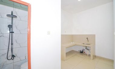 Rumah SHM Strategis dekat  RS Mitra Keluarga Cibubur Siap KPR J-33782