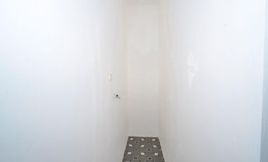 Rumah SHM Strategis dekat  RS Mitra Keluarga Cibubur Siap KPR J-33782