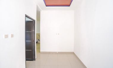 Rumah SHM Strategis dekat  RS Mitra Keluarga Cibubur Siap KPR J-33782