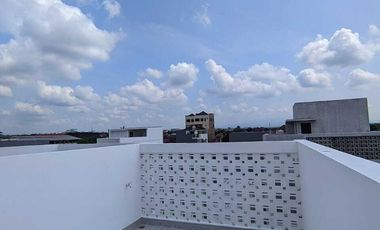 Rumah Eksklusif, strategis, nyaman dan modern di pusat kota Yogyakarta