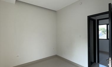 Rumah Baru 3KT di Pondok Gede dekat pintu Toll dan LRT