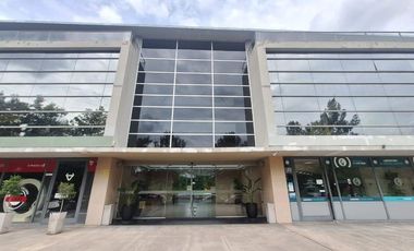 OFICINAS y LOTE COCHERAS 21 CUB POLO UNO PILAR