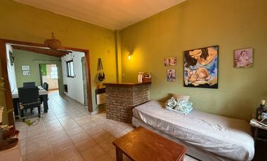 CASA  3 AMB LOTE DE 310 CON PARQUE, PILETA Y COCHE