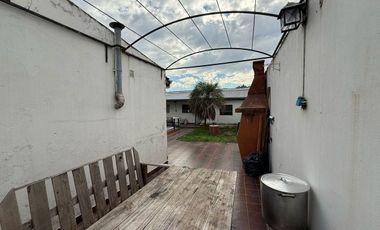 CASA  3 AMB LOTE DE 310 CON PARQUE, PILETA Y COCHE