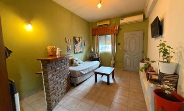 CASA  3 AMB LOTE DE 310 CON PARQUE, PILETA Y COCHE