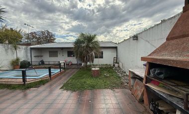 CASA  3 AMB LOTE DE 310 CON PARQUE, PILETA Y COCHE