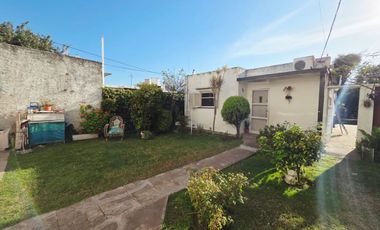Venta Casa Multifamiliar en Tapiales Gran Lote